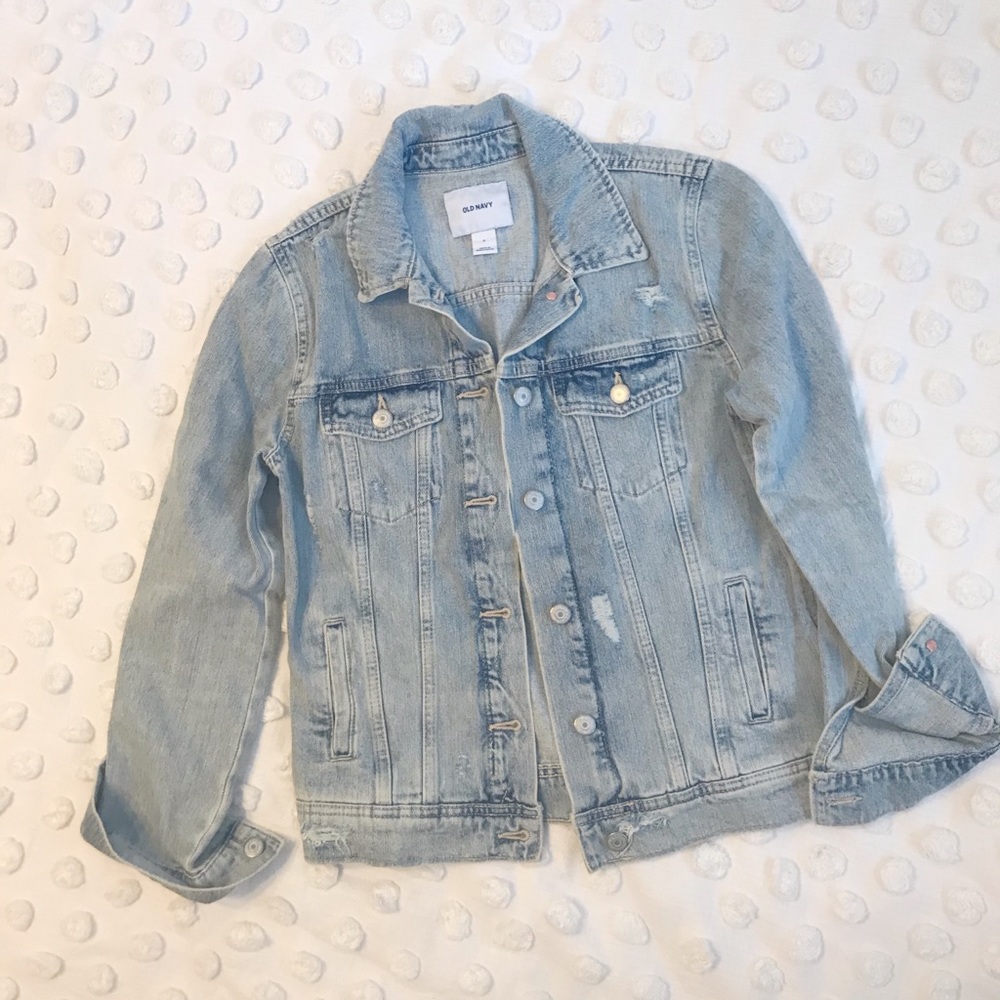 Women’s Old Navy distressed denim jacket